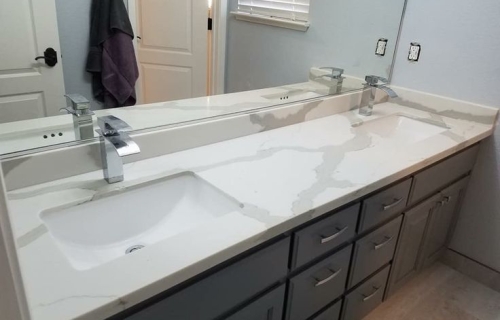 Calacatta Extra Quartz Vanity